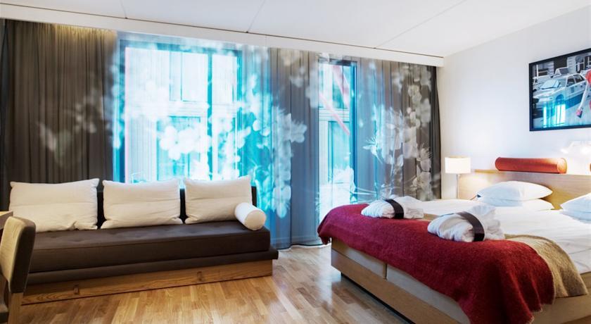 First Hotel G