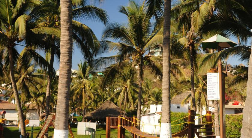 Отель Vista Playa de Oro Manzanillo