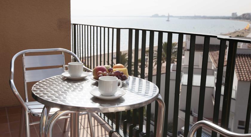 Отель Prestige Coral Platja