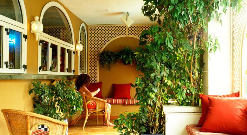 Mundial Club Hotel