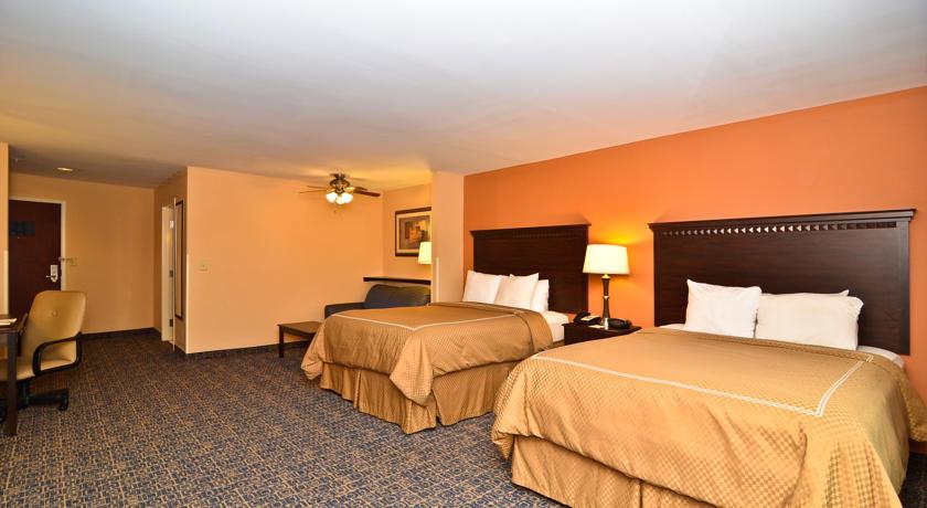 Отель Comfort Suites Gateway