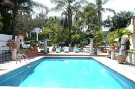 Отель Hotel Bajo el Volcan