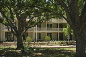 Отель Hyatt Regency Lost Pines Resort & Spa