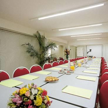 Отель Best Western Carlton Annecy
