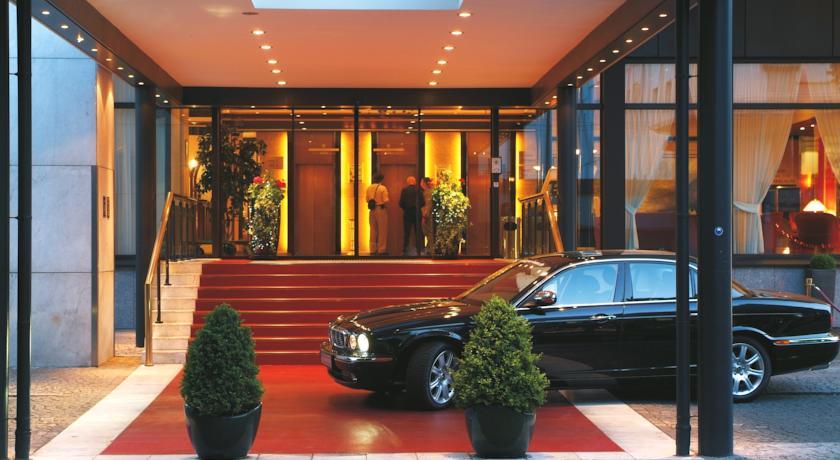 Отель Günnewig Hotel Bristol Bonn