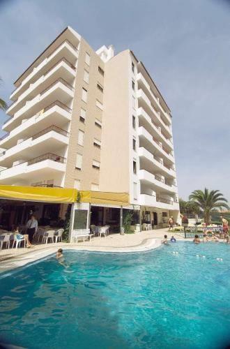 Апартаменты Clube Praia Vau