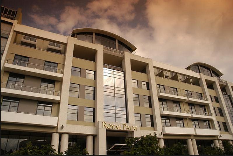 Отель Royal Palm Gateway Hotel