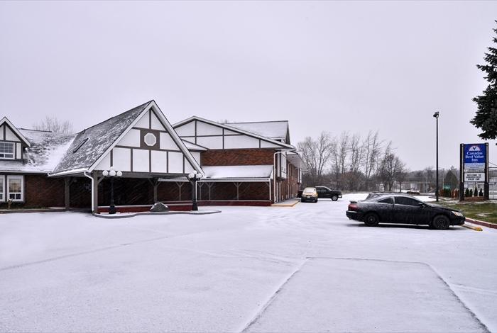 Отель Quinte Inn Trenton