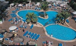 Отель Cala Bona