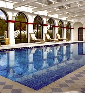 Отель Courtyard by Marriott Toluca Airport