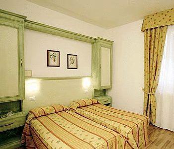 Отель Hotel Minerva