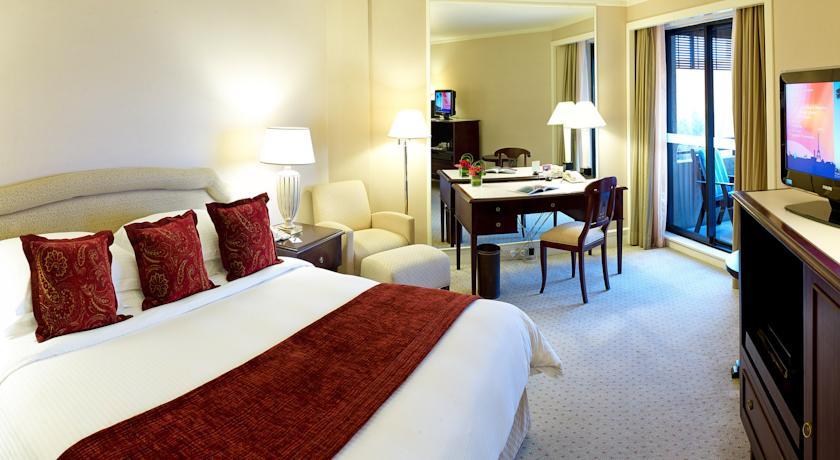 Radisson Blu Hotel, Dubai Deira Creek