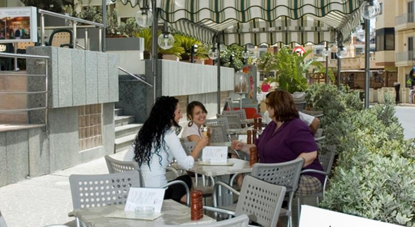 Santana Hotel