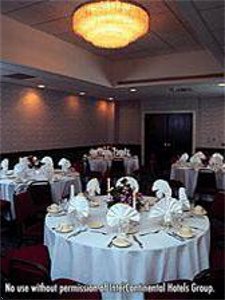 Отель Holiday Inn STATESVILLE-I-77 EXIT 49A