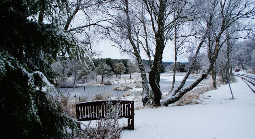 Отель Macdonald Loch Rannoch Hotel & Resort