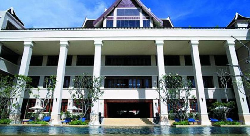 Отель Pavilion Queen's Bay Hotel