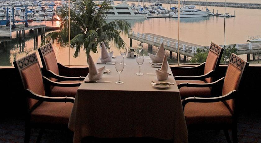 Отель Ocean Marina Yacht Club