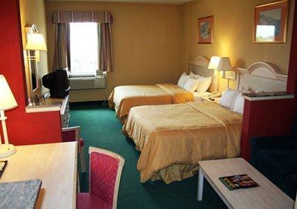 Отель Comfort Suites