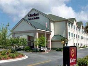 Отель Clarion Inn & Suites