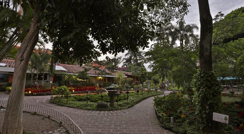 Отель Hosteria Las Quintas Hotel & Spa
