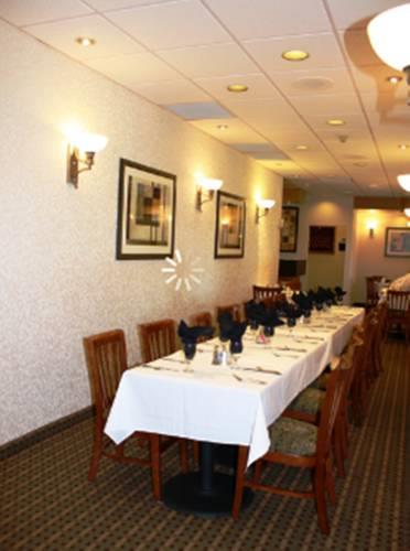 Отель Holiday Inn Riverton