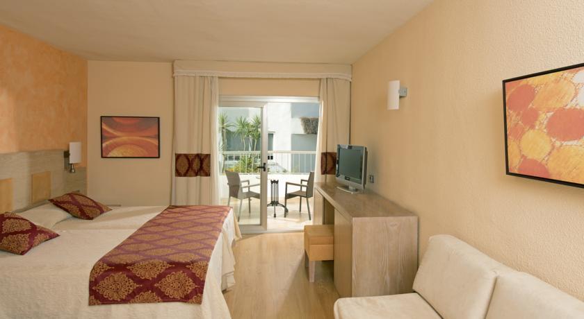 Отель Iberostar Albufera Park