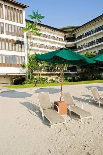 Отель Mines Wellness Hotel