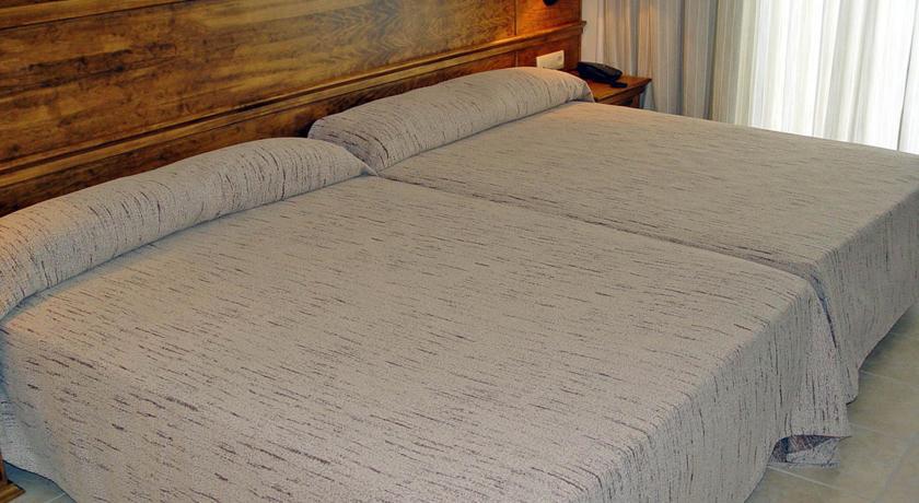 Отель CaboGata Plaza Suites