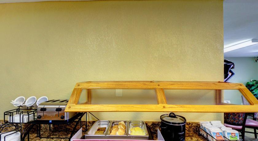 Отель Comfort Inn Tulsa Airport