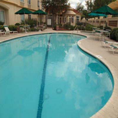 Отель La Quinta Inn & Suites Raleigh Crabtree