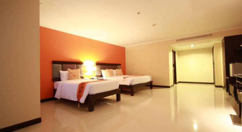 Отель Royal Phala Cliff Beach Resort & Spa