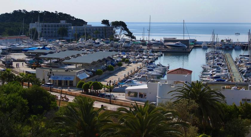 Отель Invisa Hotel La Cala- Adults Only