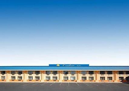 Отель Comfort Inn Riverfront