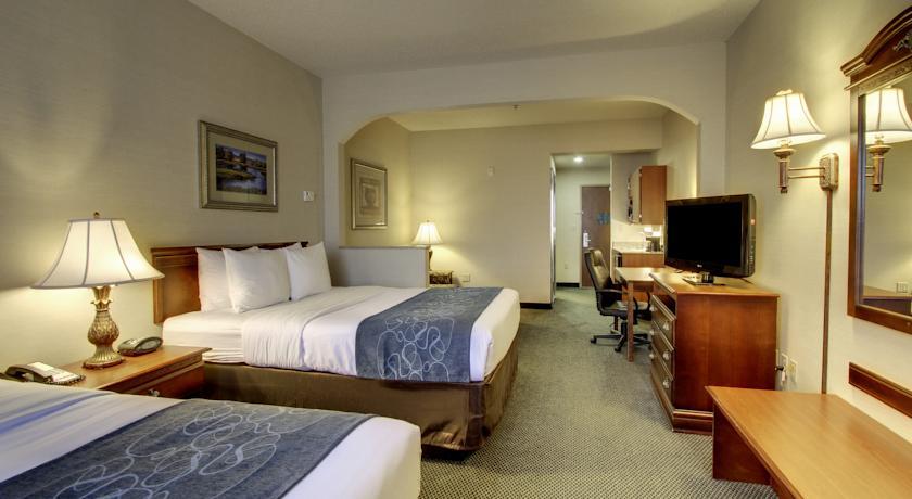Отель Comfort Suites Waco