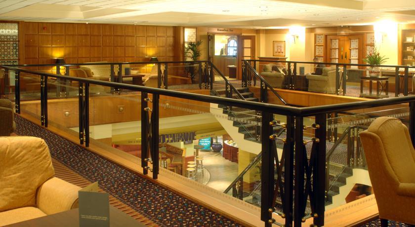 Отель Crowne Plaza Leeds