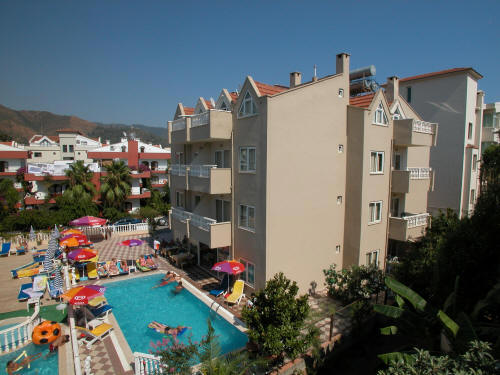 Selen Apart