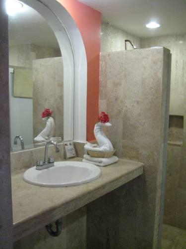 Отель Costa Sol Hotel & Villas
