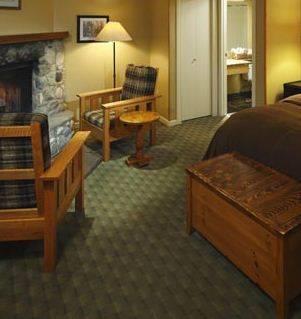 Отель Emerald Lake Lodge