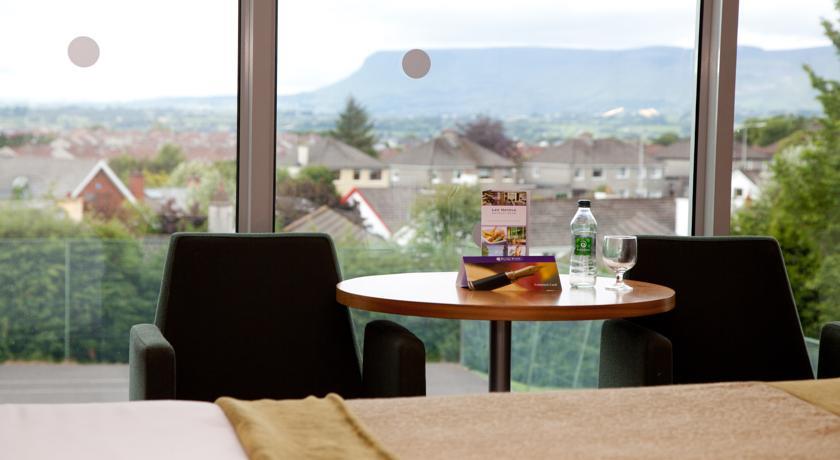 Отель Sligo Park Hotel & Leisure Club