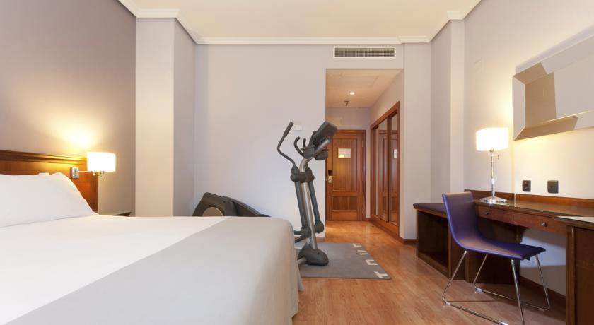 Tryp Madrid Cibeles Hotel