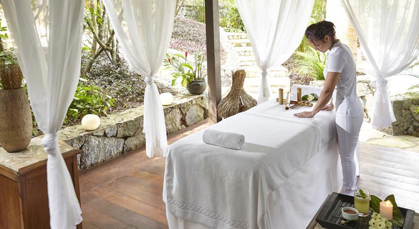 Отель Porto Bay Búzios