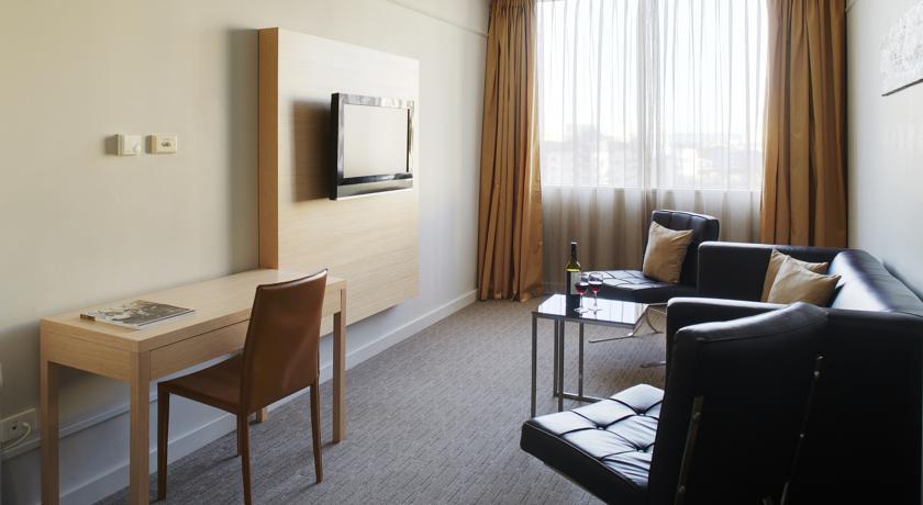 Perth Ambassador Hotel