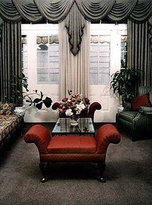Chateau Dupre Hotel