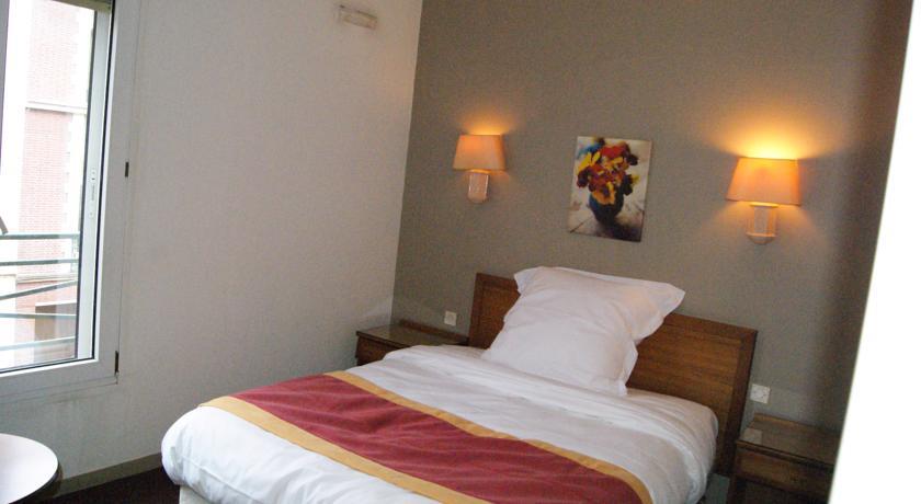 Отель Hotel Versan