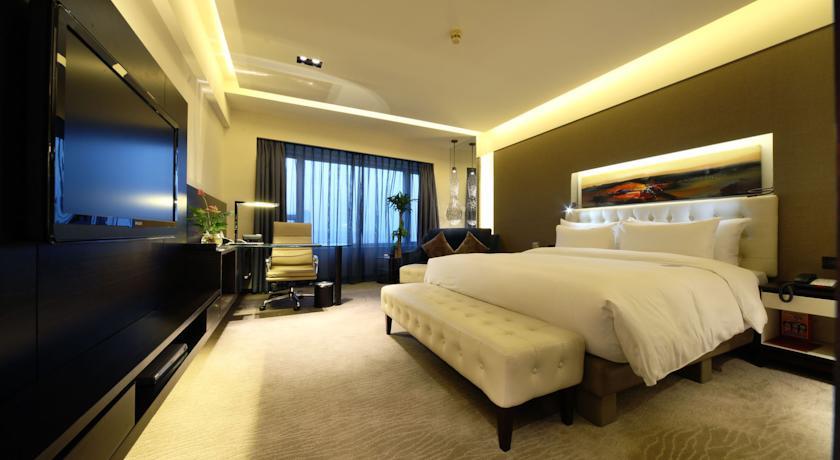 Отель Furama Hotel Dalian