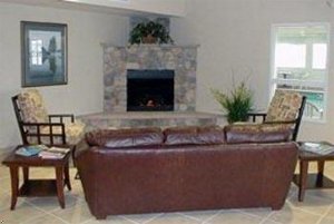 Отель Quality Inn & Suites