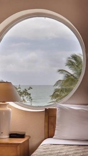 Ocean Surf Hotel