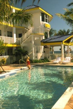 Avalon Waterfront Inn