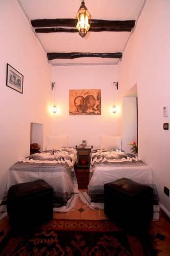 Riad Abhar