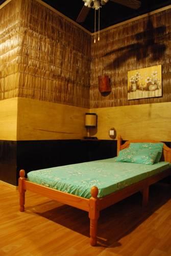 Отель Asseyri Tourist Inn